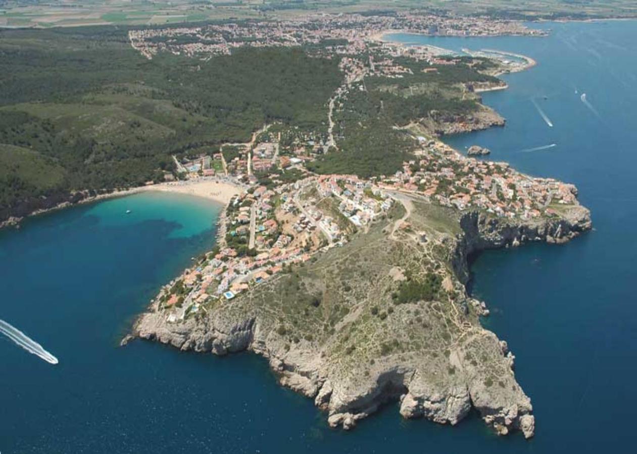 Wecamp Cala Montgo Hotell L' Escala Exteriör bild