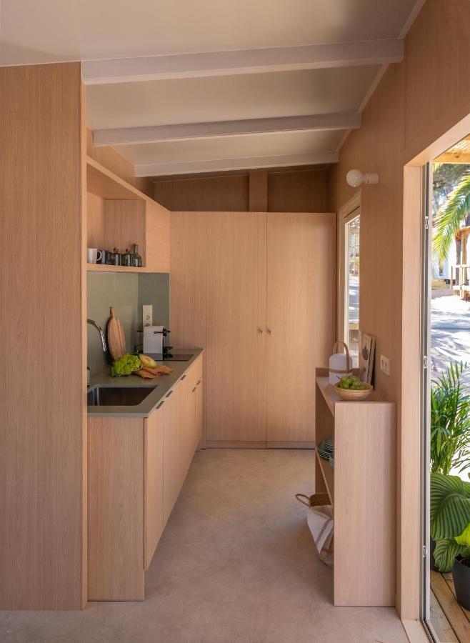 Wecamp Cala Montgo Hotell L' Escala Exteriör bild