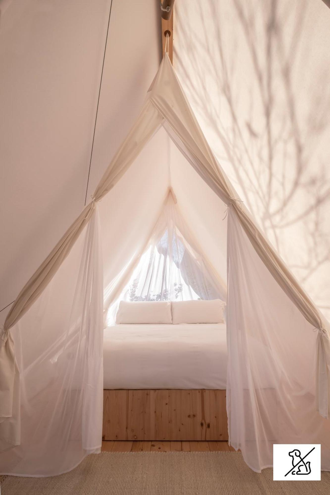 Wecamp Cala Montgo Hotell L' Escala Exteriör bild